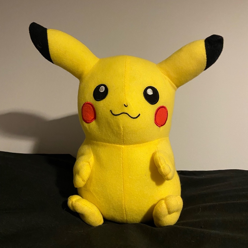 Pokémon Pikachu Plush
